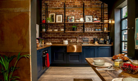 Houzz Tour: A Derelict Outbuilding Gets a Stylish Makeover