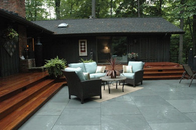 Inspiration for a zen patio remodel in Cleveland