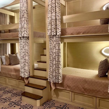 Quadruple Bunk Beds, Maple glazed with center staircase and wall mounted lights