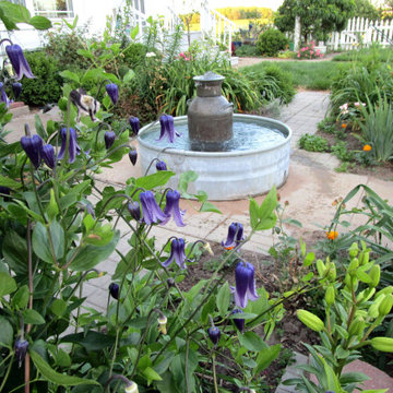 Beth's Gardens 2022