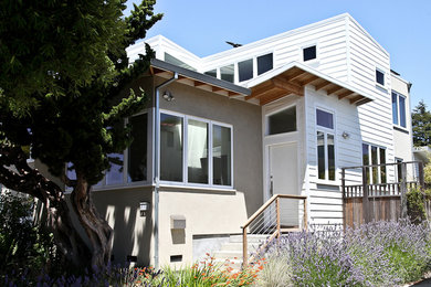 Inspiration for a modern exterior home remodel in San Francisco