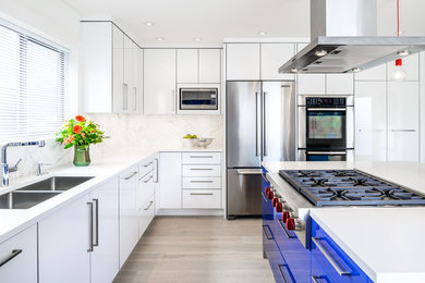 Example of a trendy kitchen design in Vancouver