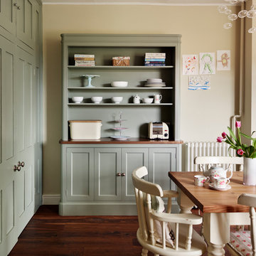 Fallowfield | Traditional English Country Kitchen.