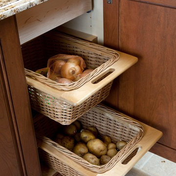 KitchenDesigns.com - Kitchen Designs by Ken Kelly, Inc. Great Neck, NY - KL1301