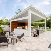 Outdoor Kitchen