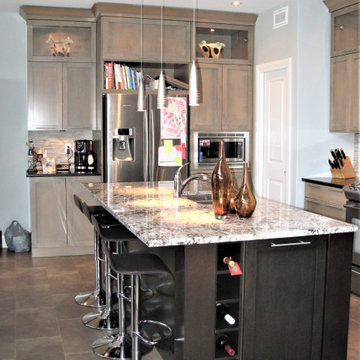 URBAN MODERN EASY USE KITCHEN