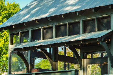 Inspiration for a rustic home design remodel in Nashville