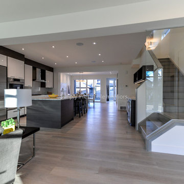Stunning new build near Whyte Avenue