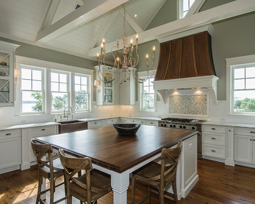 White Kitchen Island Houzz   3eb1c40d008c04de 0437 W500 H400 B0 P0 Q93  Traditional Kitchen 