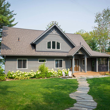 Kahshe Lake Waterfront Retreat