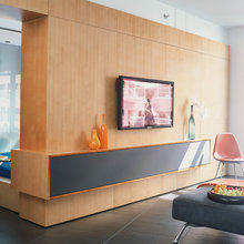 Entertainment center