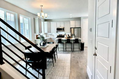 Kitchen - eclectic kitchen idea in Salt Lake City