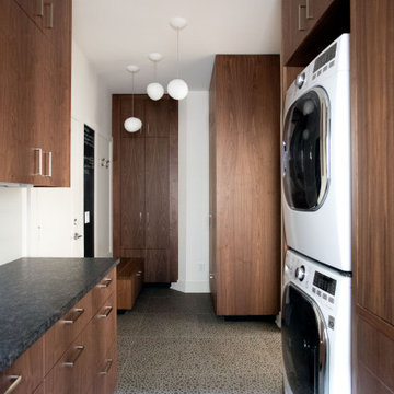 Walnut in White Bear