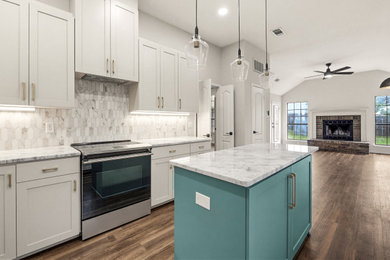 Kitchen photo in Austin