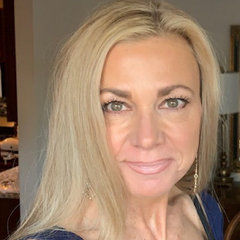 Lisa Everett