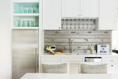 Photo of a beach style kitchen in Los Angeles.