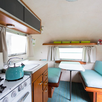 My Houzz: Happy Colors and Modern Touches in a Kansas City Home