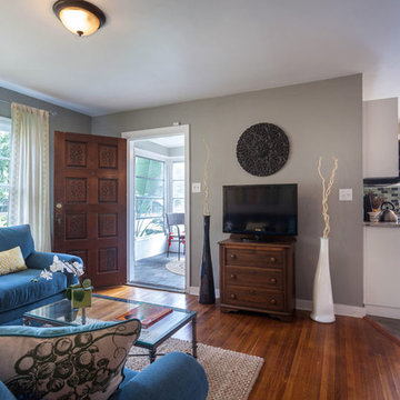 1940's Cottage in Hampton Terrace Sold After Rehab, Staging & Listing