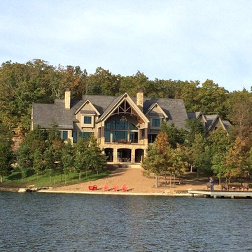 Picturesque Private Missouri Lakehouse