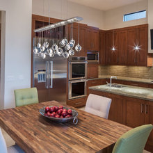 backsplash, cabinet colors