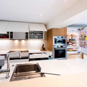 Airy & Bright LEICHT Kitchen