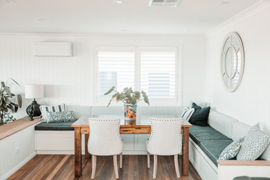 Example of a dining room design in Central Coast