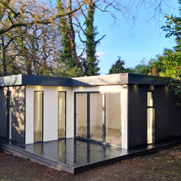 L-Shaped Garden Gym - Southampton