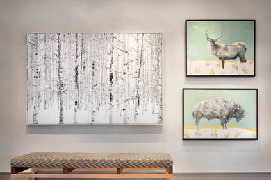 Example of a mountain style entryway design in New York