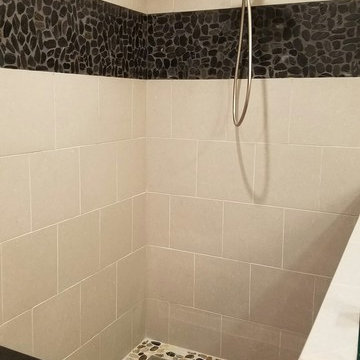 Pipe Creek Master Bath