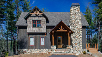 Western Red Cedar Board & Batten Siding Stained with Carolina Colortones #Cabot