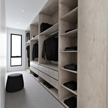 Olive & White WIR