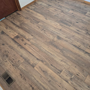 Laminate Chestnut Bedroom Flooring