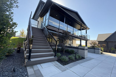 Inspiration for an exterior home remodel in Toronto