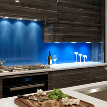 Kitchen-dark cabinets