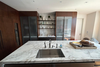 Minimalist kitchen photo in New York