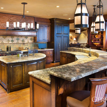 Kitchen With Curved Island
