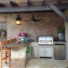 OUTDOOR KITCHEN ISLAND