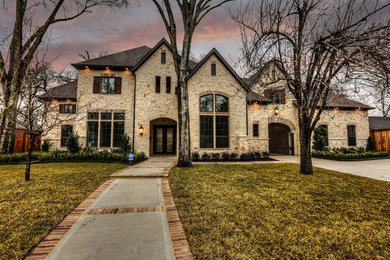 Example of a transitional exterior home design in Houston