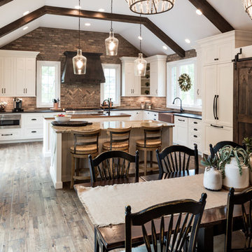 Queen Anne Lace Off White Inset Cabinets (Adkins)