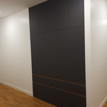 Garderobenschrank