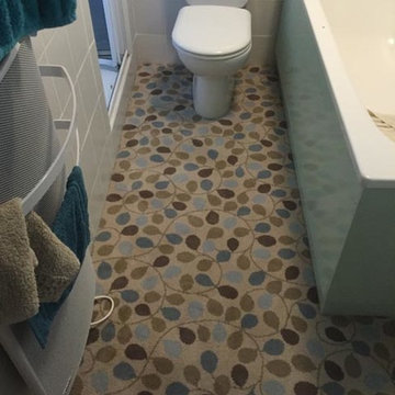 Installing Vinyl Flooring to Bathroom in South London
