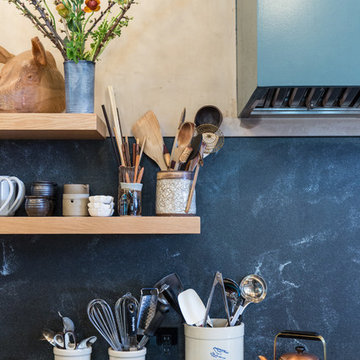 Restaurant Chefs Put Function First in Their Home Kitchen