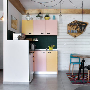 My Houzz: Colorful Weekend Apartment Getaway in Israel