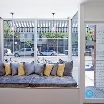 Queen East Spa - waiting area