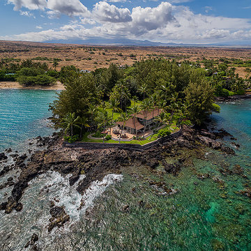Oceanfront Peninsula Estate