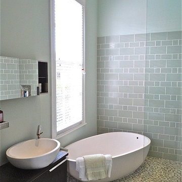 Laurel St Master Bath