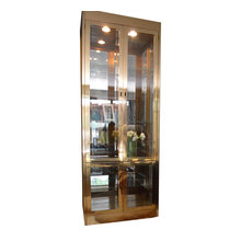 Mastercraft Vitrine Cabinet