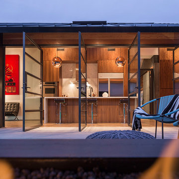 Az Bungalow Modernized