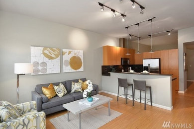 Example of a trendy living room design in Seattle