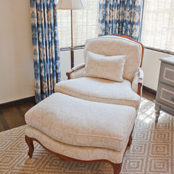 Elegant Area Rug Master Bedroom - Rugs